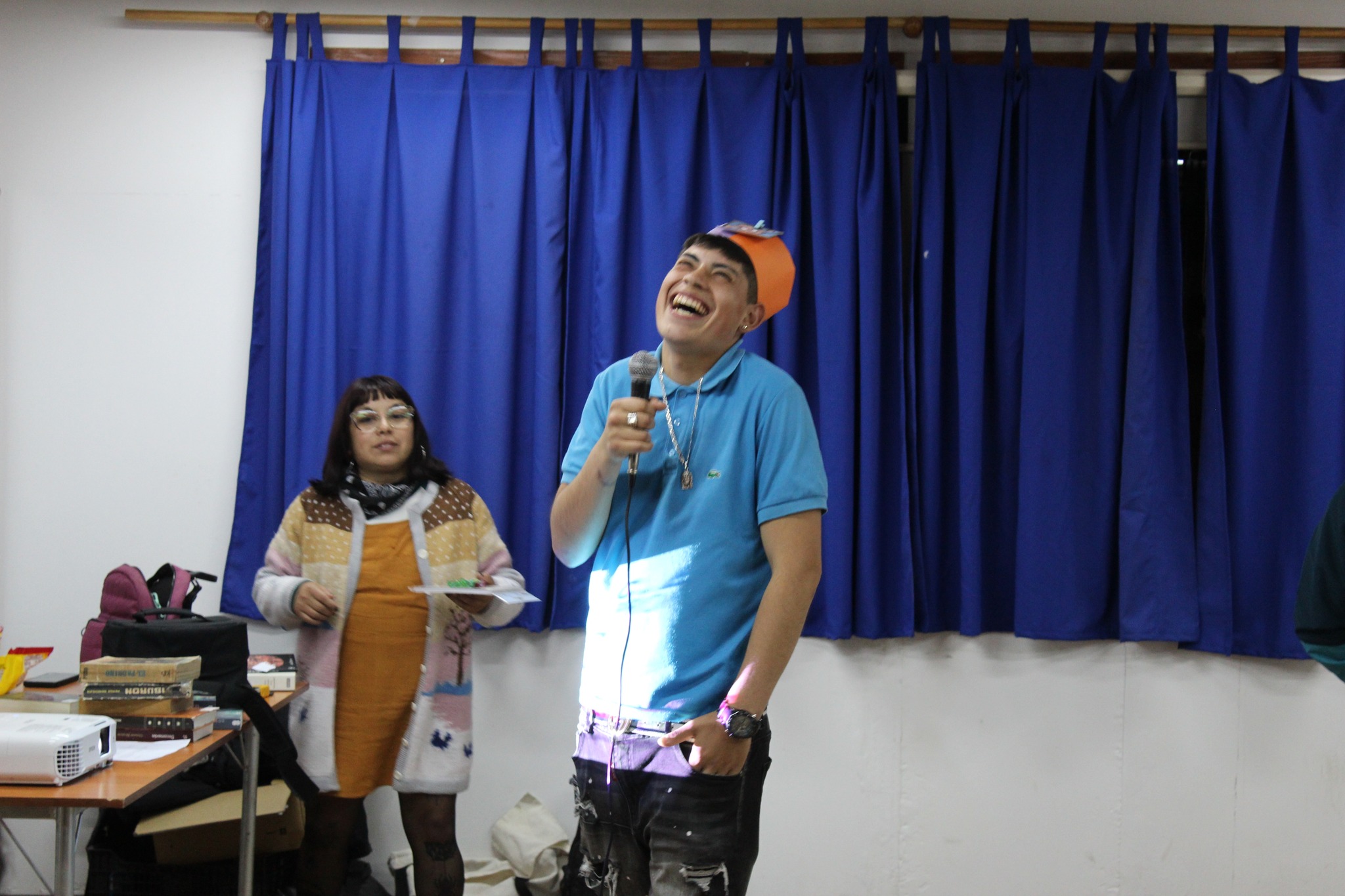 Estudiantes del programa PIE compartiendo en una actividad